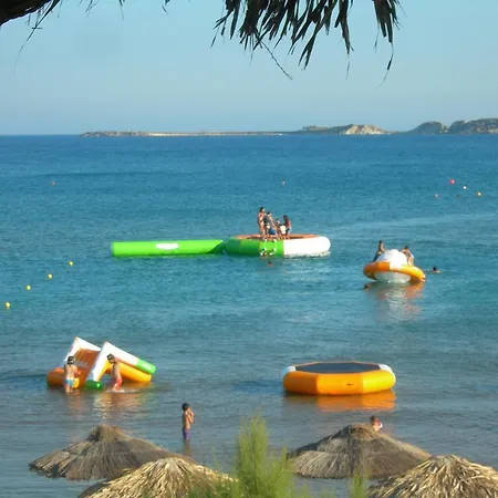 Paradise Nyaraló