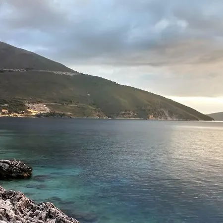 Nyaraló Paradise *